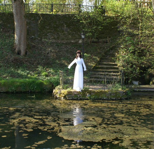 Die Weiße Frau am Schlossweiher Die Weiße Frau am Schlossweiher